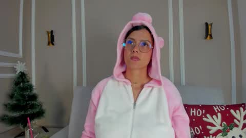 Abril jones online show from 5, 12, 2025