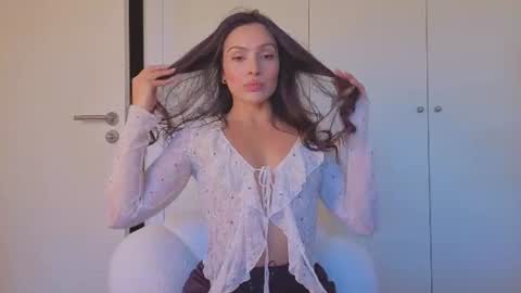 Helena online show from 16, 7, 2026