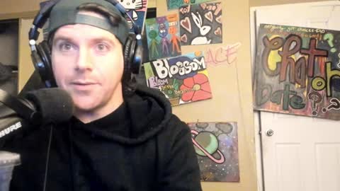 Snapshot of aceshadowz chatting on 30, 12, 2024 Mike online show from 30, 12, 2024