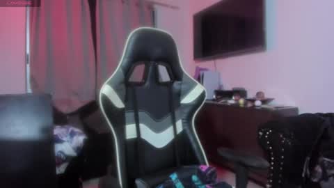 Alice online show from 8, 4, 2026