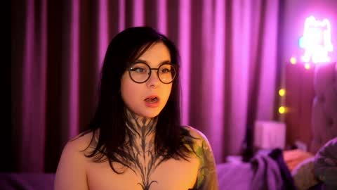 Snapshot of acid_pie chatting on 11, 1, 2025 acid_pie online show from 11, 1, 2025