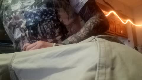 Snapshot of act_right_dub420 chatting on 2, 12, 2024 act_right_dub420 online show from 2, 12, 2024