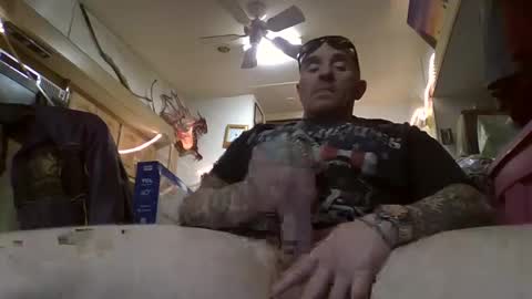 Snapshot of act_right_dub420 chatting on 4, 1, 2025 act_right_dub420 online show from 4, 1, 2025