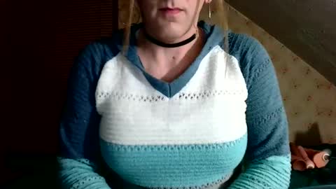 Ada DeVaux online show from 8, 2, 2026