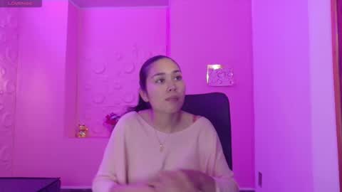 Adaira online show from 15, 11, 2025