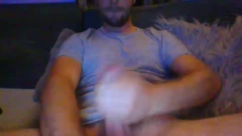 Snapshot of adam0910 chatting on 19, 10, 2025 adam0910 online show from 19, 10, 2025