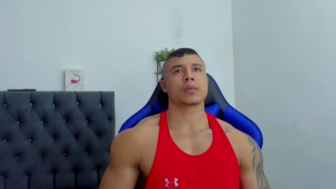 adam boss online show from 7, 10, 2025