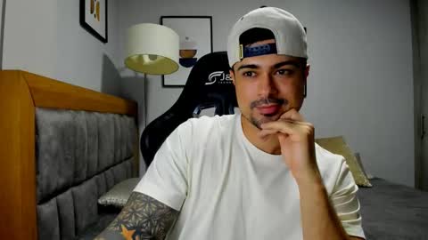 adam clarke online show from 13, 1, 2026