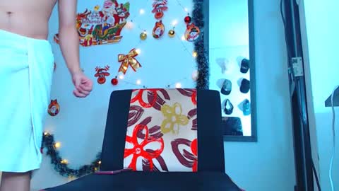 adam hot11 online show from 18, 12, 2024