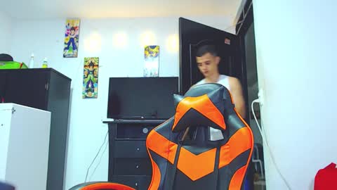 adam hot11 online show from 22, 2, 2026