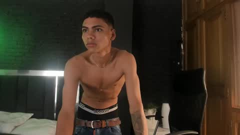 adam_piarse online show from 9, 3, 2025