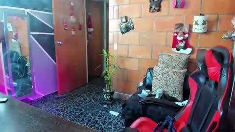 Adam Valencia online show from 10, 1, 2025