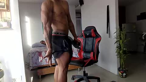 Adam Valencia online show from 26, 11, 2025