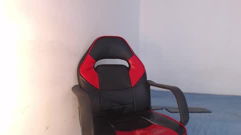 Hello guys excuse my absence I will be absent for several days for health reasons I hope you understand thank you very much. online show from 19, 11, 2025