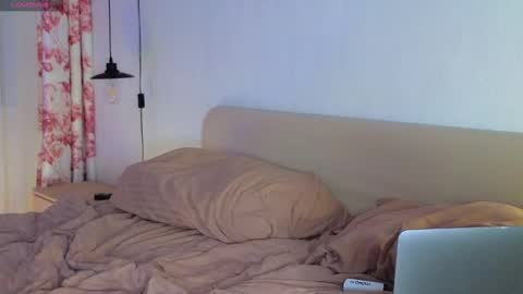 Hi Im Adam Glad to see u here 3 And its my first day online show from 11, 12, 2024