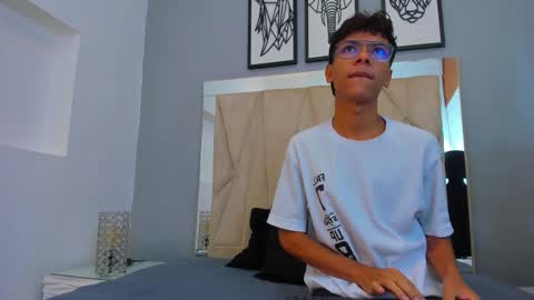 Adams Bobby online show from 13, 11, 2025