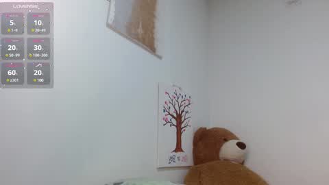 ADAMS Y NIKI online show from 12, 2, 2025