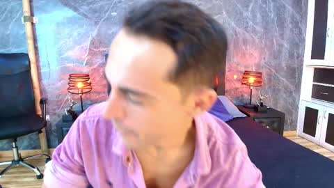 Im Adams Sanz online show from 24, 3, 2026