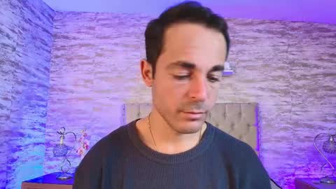 Im Adams Sanz online show from 16, 4, 2026