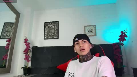 AdamsWalkerr  online show from 24, 2, 2026