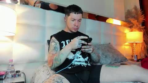 Adam online show from 4, 11, 2025