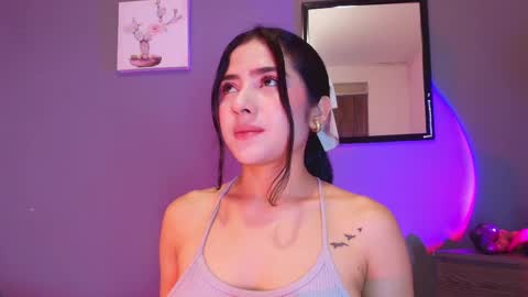 Snapshot of adara_johnson_ chatting on 10, 4, 2026 Adara Johnson online show from 10, 4, 2026