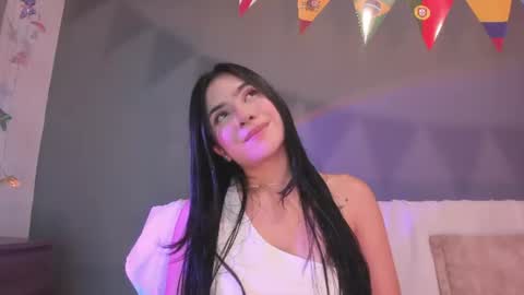 Snapshot of adara_johnson_ chatting on 18, 6, 2026 Adara Johnson online show from 18, 6, 2026
