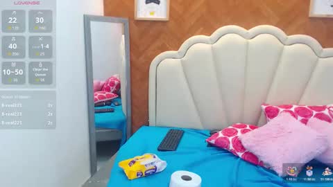 Snapshot of adarose_ chatting on 23, 11, 2025 adarose_ online show from 23, 11, 2025