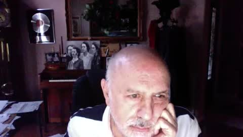 add_me_2 online show from 16, 4, 2026