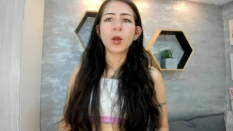 Snapshot of addiflower chatting on 23, 4, 2026 addi online show from 23, 4, 2026