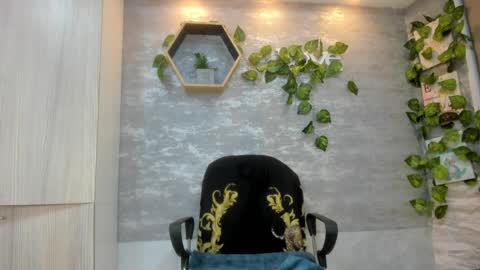 Snapshot of addiflower chatting on 10, 5, 2026 addi online show from 10, 5, 2026