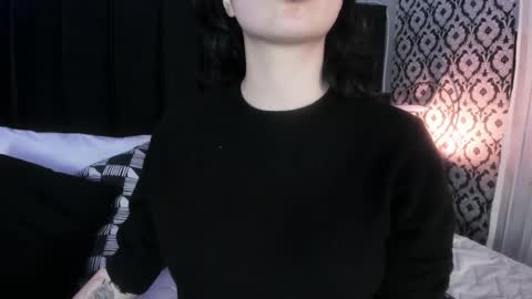 Snapshot of adeelinee chatting on 3, 3, 2026 Ade online show from 3, 3, 2026