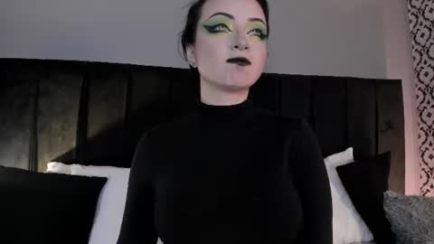 Snapshot of adeelinee chatting on 11, 6, 2026 Ade online show from 11, 6, 2026