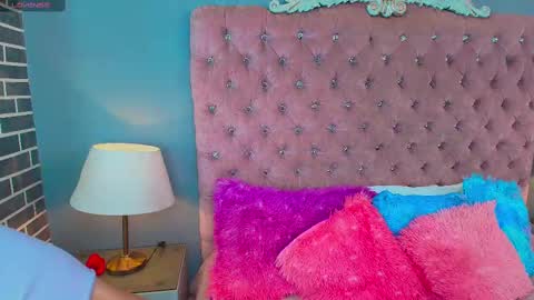 Adelaine online show from 11, 9, 2025