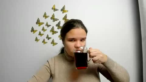 adelecruzz online show from 22, 1, 2025