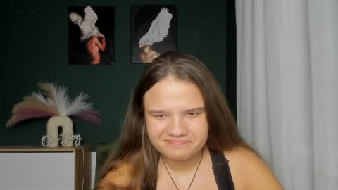 Snapshot of adelecruzz chatting on 3, 7, 2026 adelecruzz online show from 3, 7, 2026