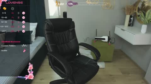 Adelina online show from 4, 2, 2025