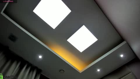 Adeline Perle online show from 3, 10, 2025