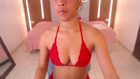 Snapshot of adelinne_ chatting on 1, 3, 2026 Adhara Hills online show from 1, 3, 2026