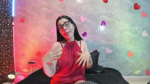 Adellelennoxx online show from 25, 5, 2026