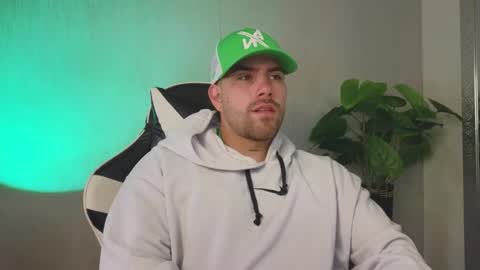 Ades online show from 24, 11, 2025