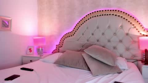 Im Adhara  online show from 11, 6, 2026