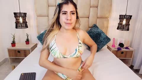 AdharaSmithh online show from 30, 1, 2025