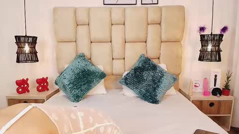 AdharaSmithh online show from 2, 3, 2025