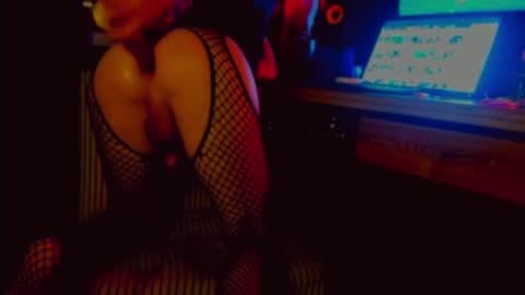 Snapshot of adicta37 chatting on 31, 10, 2025 adicta37 online show from 31, 10, 2025