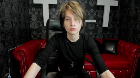 Snapshot of adonbev chatting on 3, 4, 2026 adonbev online show from 3, 4, 2026