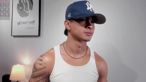 Snapshot of adonis_dlh chatting on 4, 1, 2025 Adonis online show from 4, 1, 2025