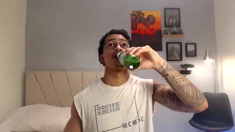 Snapshot of adonis_dlh chatting on 28, 9, 2025 Adonis online show from 28, 9, 2025