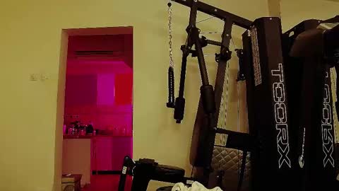 Adonis online show from 1, 3, 2025