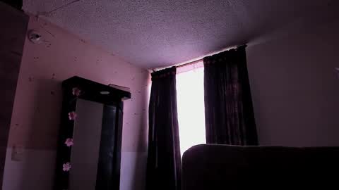 Stormi online show from 25, 1, 2025